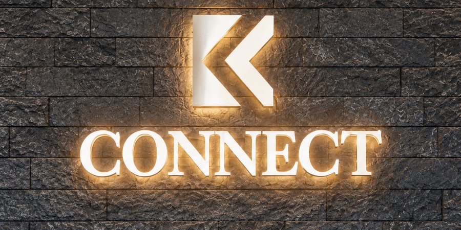 石壁に光るCONNECTのサイン
